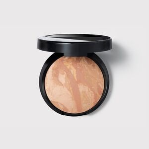 Baked Balance-n-Brighten Color Correcting Foundation & Airbrush Kabuki Brush